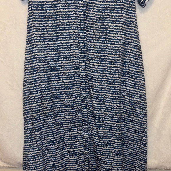 Tucker Navy and White Patterned Dress - Picture 3 of 9